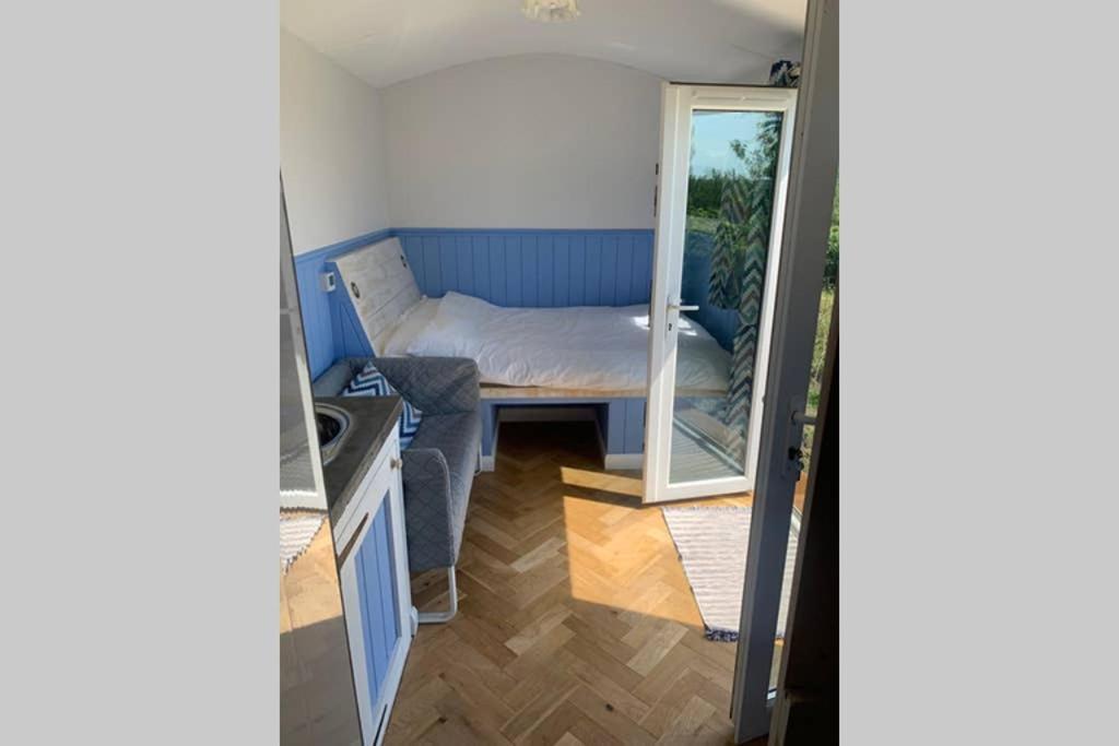 Apple Tree Hut Apartamento Tenby Exterior foto