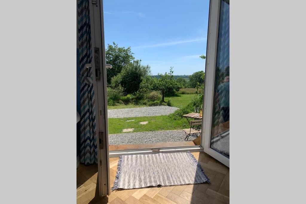 Apple Tree Hut Apartamento Tenby Exterior foto