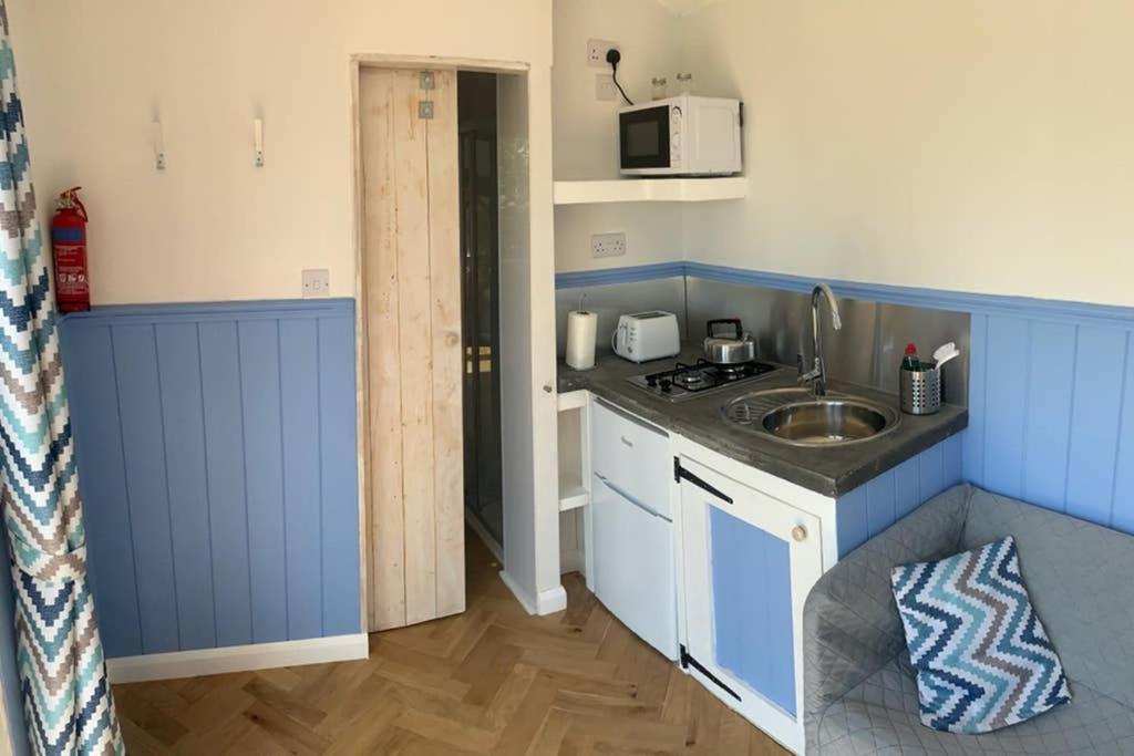 Apple Tree Hut Apartamento Tenby Exterior foto
